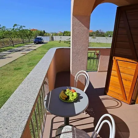 In Privlaka With Sea View, Balcony, Air Conditioning, Wifi 3598-1
