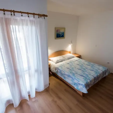 In Privlaka With Sea View, Balcony, Air Conditioning, Wifi 3598-1 * Privlaka (Zadar)