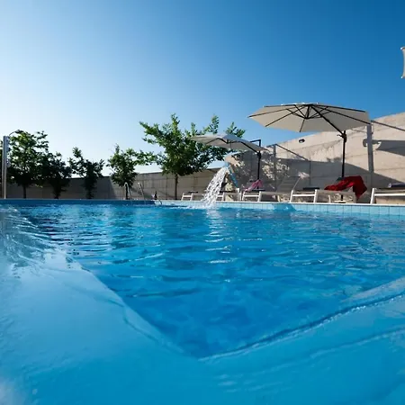 In Privlaka With Sea View, Balcony, Air Conditioning, Wifi 3598-1 *