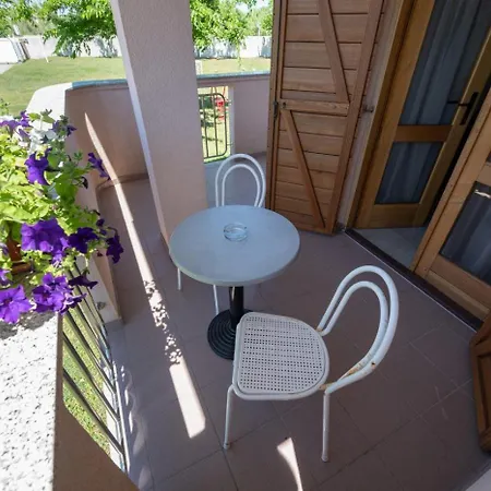 In With Sea View, Balcony, Air Conditioning, Wifi 3598-1
