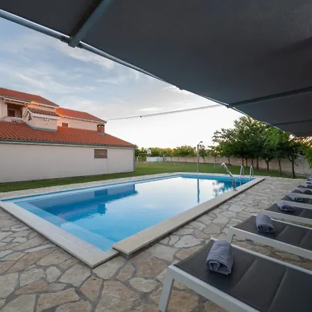 In With Sea View, Balcony, Air Conditioning, Wifi 3598-1 * Privlaka (Zadar)