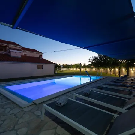 Apartman In With Sea View, Balcony, Air Conditioning, Wifi 3598-1