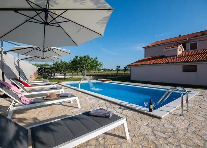 In With Sea View, Balcony, Air Conditioning, Wifi 3598-1 *